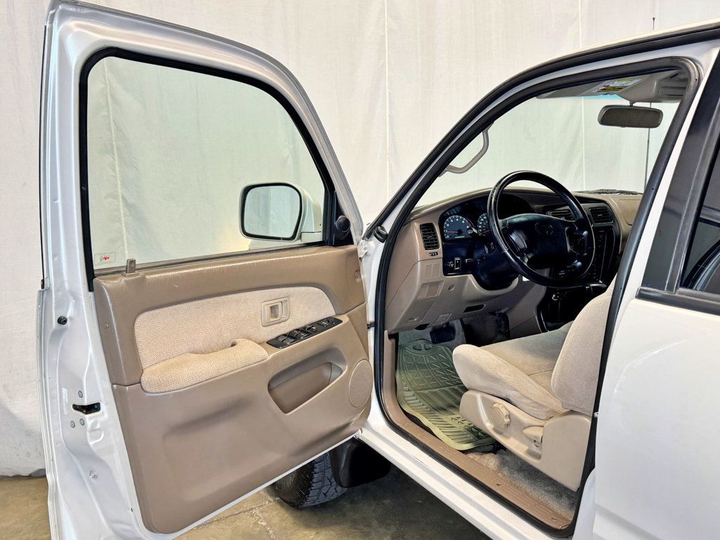 2000 Toyota 4Runner 4dr SR5 3.4L Automatic *CLEAN FRAME* - 23032319 - 12