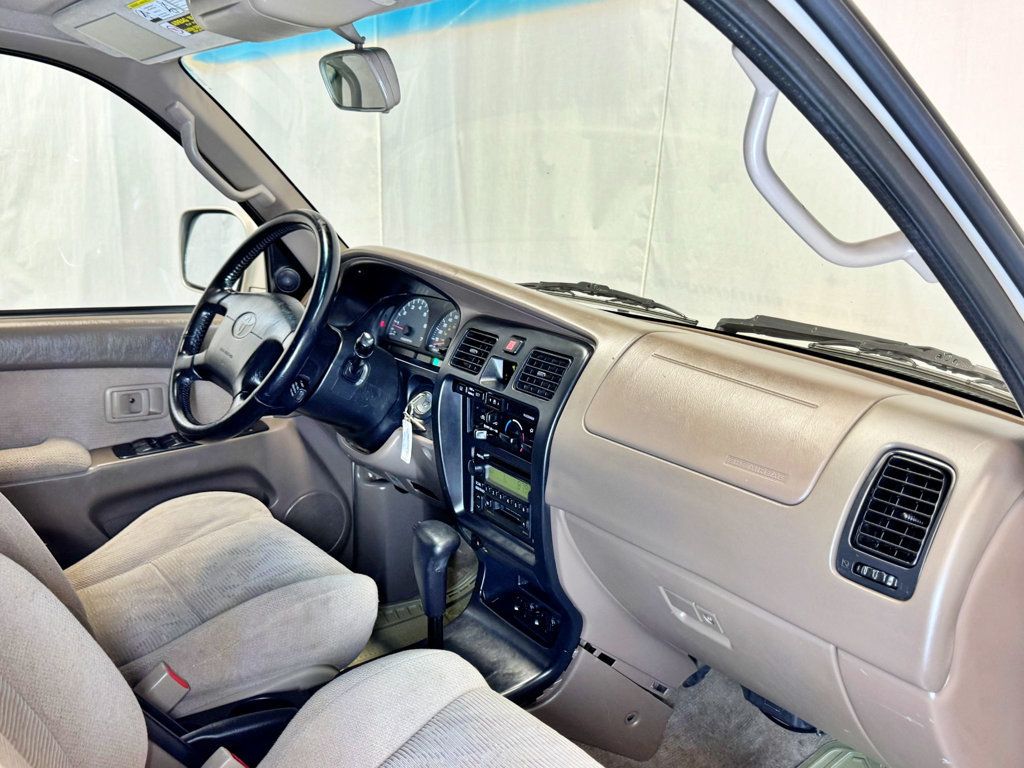 2000 Toyota 4Runner 4dr SR5 3.4L Automatic *CLEAN FRAME* - 23032319 - 19