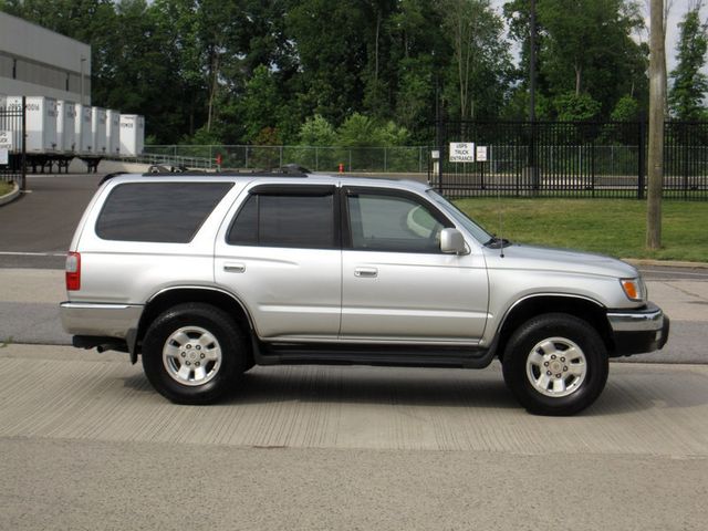 2000 Toyota 4Runner SR5 - 22469651 - 8