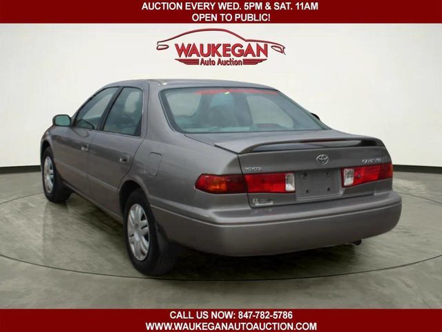 2000 Toyota Camry 4dr Sedan LE Automatic - 23011876 - 4