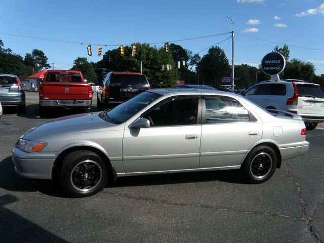 2000 Toyota Camry 4dr Sedan LE V6 Automatic - 22905185 - 4