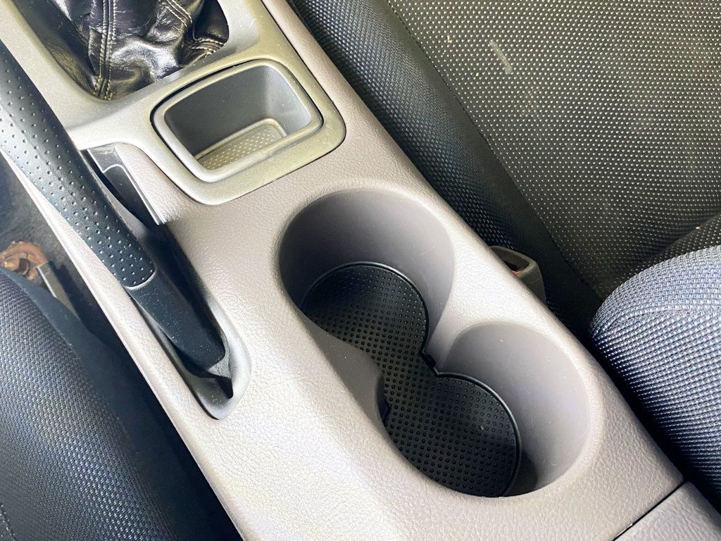 2000 Toyota Celica GT - 22871074 - 32