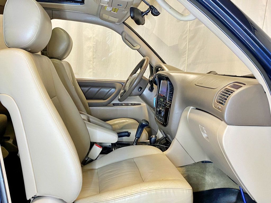 2000 Toyota Land Cruiser   - 23011287 - 19