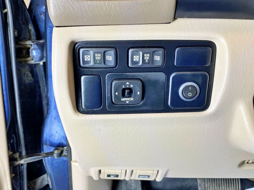 2000 Toyota Land Cruiser   - 23011287 - 24