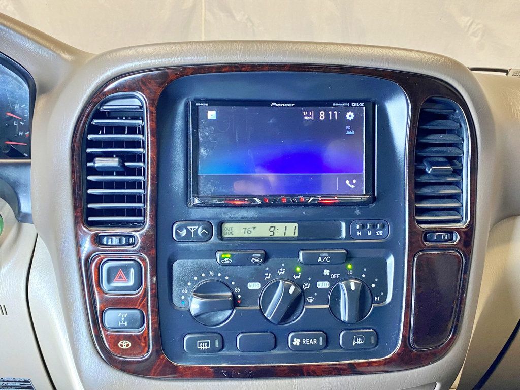 2000 Toyota Land Cruiser   - 23011287 - 27