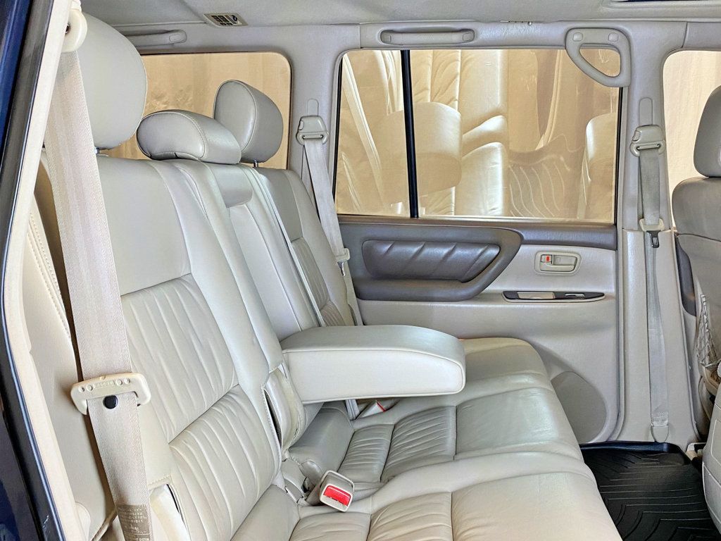 2000 Toyota Land Cruiser   - 23011287 - 36