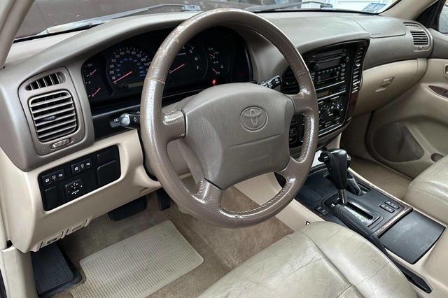 2000 Toyota Land Cruiser 4dr 4WD - 22977660 - 10
