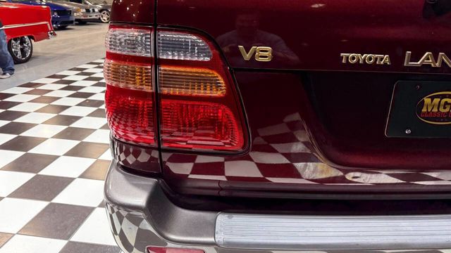 2000 Toyota Land Cruiser 4dr 4WD - 22977660 - 22