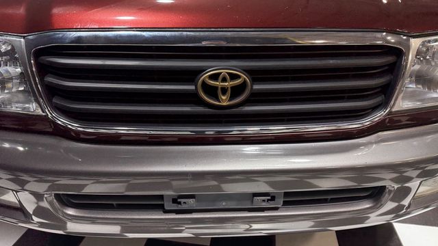 2000 Toyota Land Cruiser 4dr 4WD - 22977660 - 30