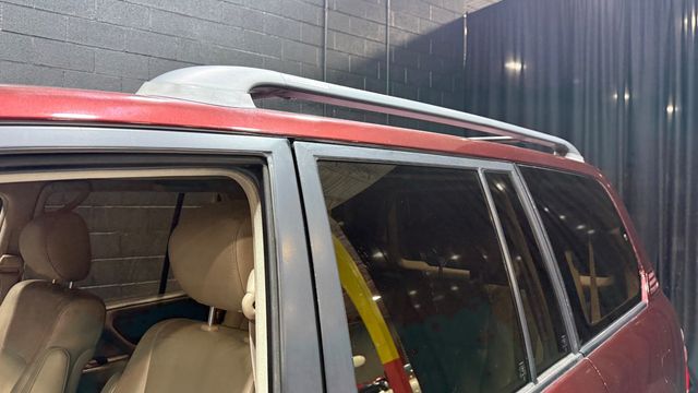 2000 Toyota Land Cruiser 4dr 4WD - 22977660 - 40