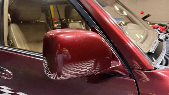 2000 Toyota Land Cruiser 4dr 4WD - 22977660 - 57