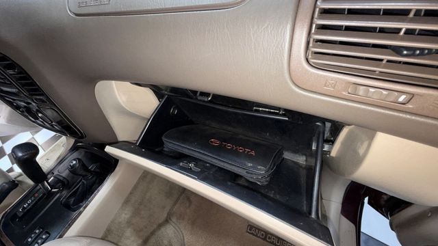 2000 Toyota Land Cruiser 4dr 4WD - 22977660 - 75