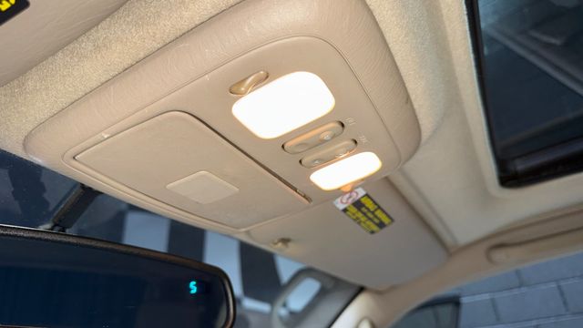 2000 Toyota Land Cruiser 4dr 4WD - 22977660 - 87