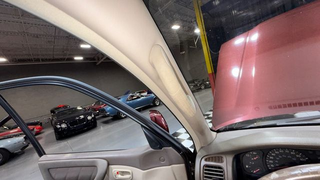 2000 Toyota Land Cruiser 4dr 4WD - 22977660 - 92