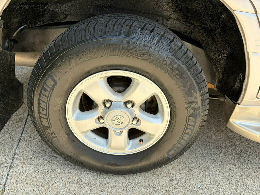 2000 Toyota Land Cruiser 4dr 4WD - 23044541 - 17