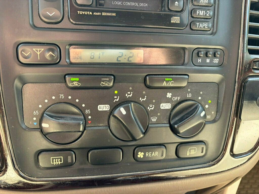 2000 Toyota Land Cruiser 4dr 4WD - 23044541 - 36