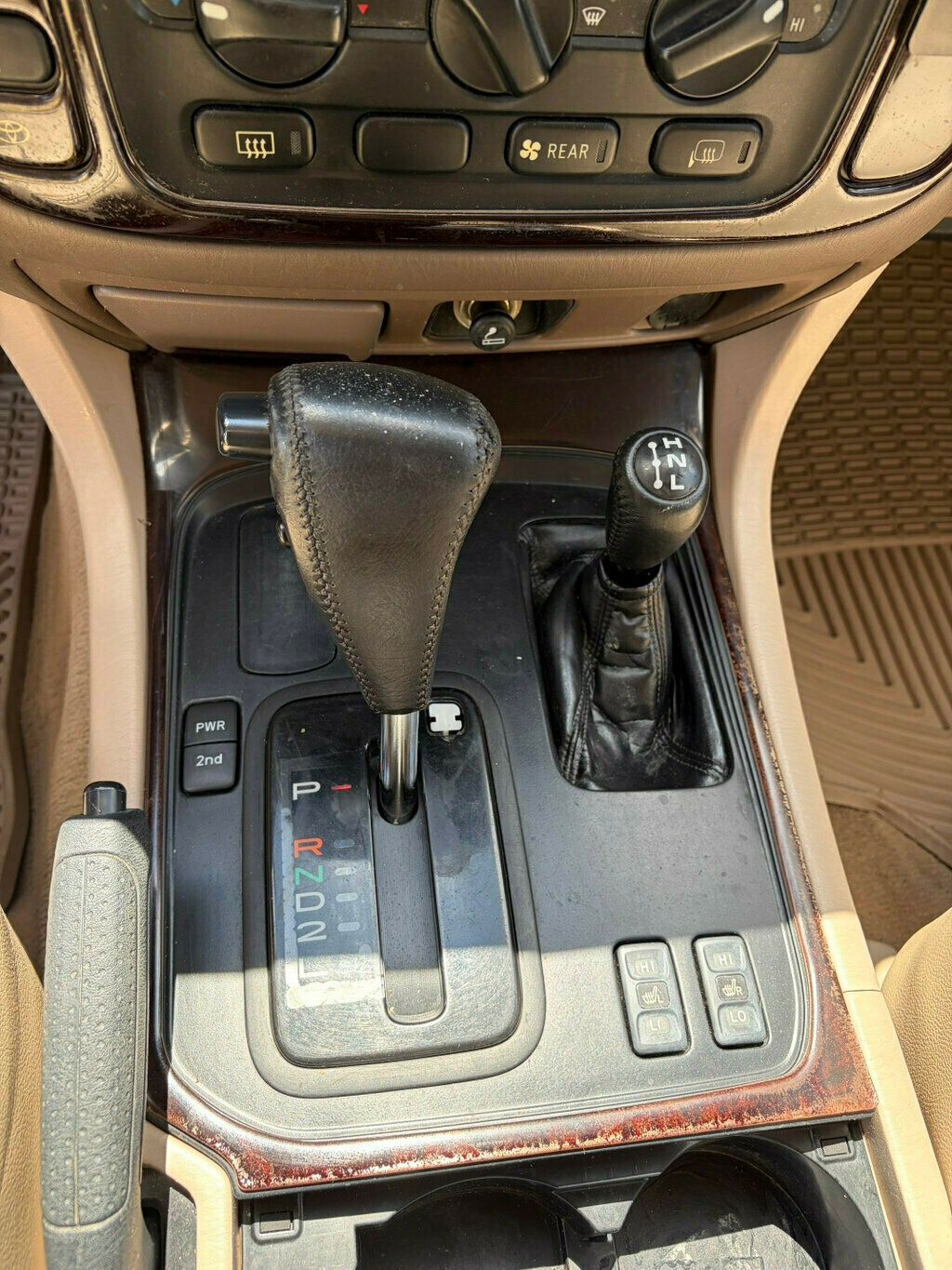 2000 Toyota Land Cruiser 4dr 4WD - 23044541 - 40
