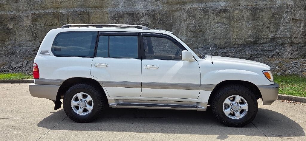 2000 Toyota Land Cruiser 4x4 Clean WESTERN Truck Very RARE V8 3 Rows 615-300-6004 - 22909956 - 1