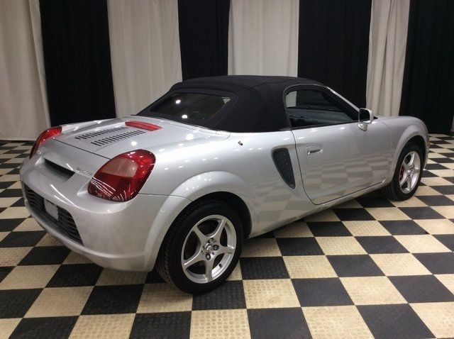 2000 Toyota MR2 Spyder 2dr Convertible Manual - 22293171 - 5