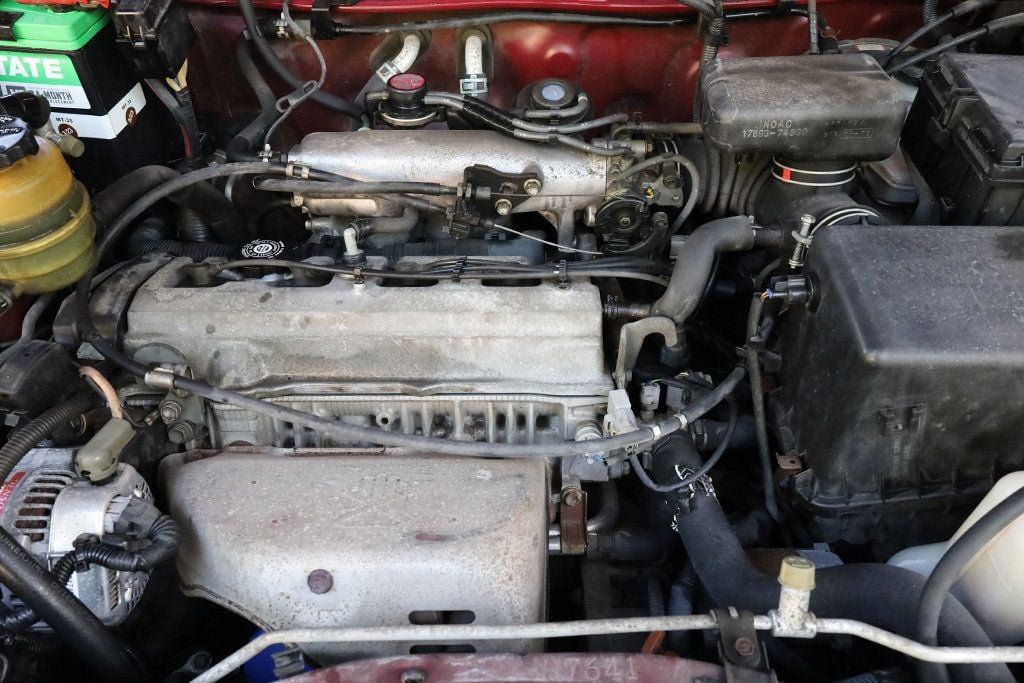2000 Toyota RAV4 photo 23