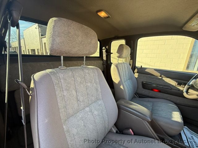 2000 Toyota Tacoma XtraCab PreRunner Automatic - 22991505 - 21