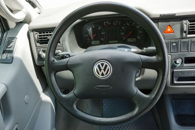 2000 Volkswagen Eurovan *Winnebago Camper* *California Van* *Super Clean* *Rust-Free* - 23074064 - 10