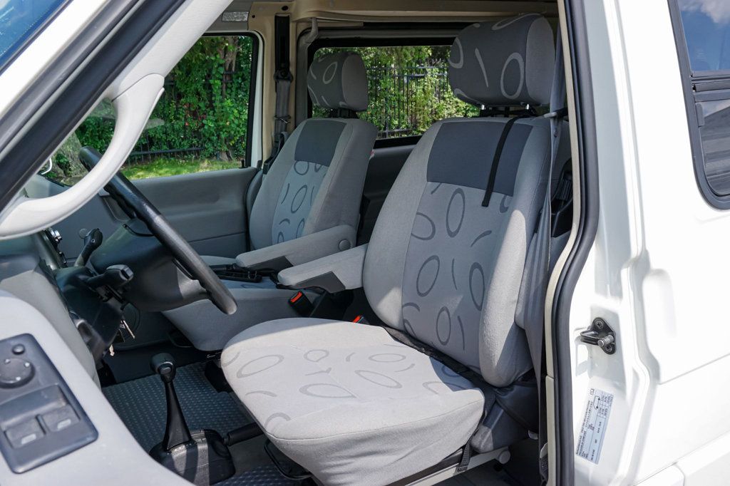 2000 Volkswagen Eurovan *Winnebago Camper* *California Van* *Super Clean* *Rust-Free* - 23074064 - 8