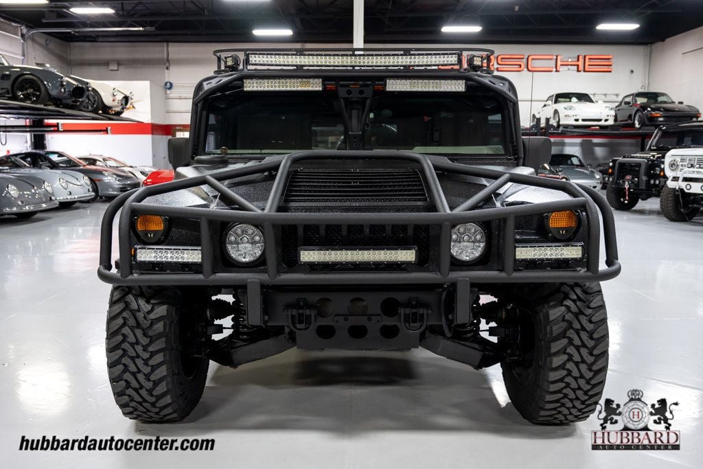 2001 AM General Hummer 4-Passenger Wagon Enclosed - 22914399 - 2