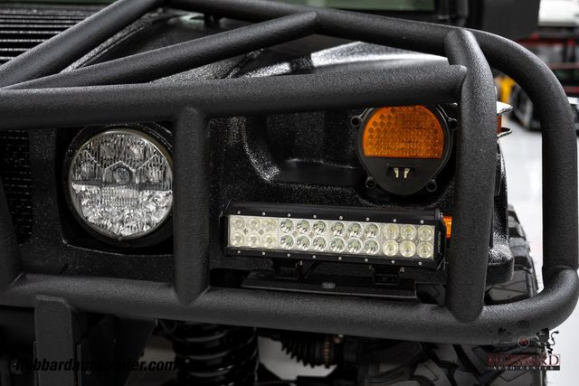 2001 AM General Hummer 4-Passenger Wagon Enclosed - 22914399 - 29