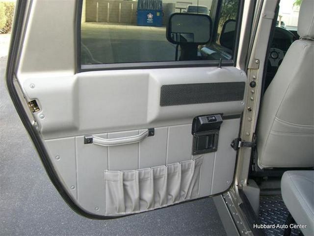 2001 AM General Hummer Base Trim - 9419357 - 56
