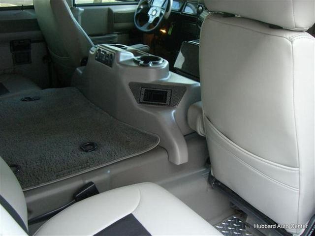 2001 AM General Hummer Base Trim - 9419357 - 69