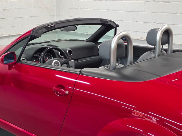 2001 Audi TT Roadster 2dr Roadster Quattro 6-Spd w/ESP - 23044454 - 18