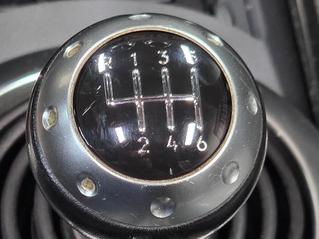 2001 Audi TT Roadster 2dr Roadster Quattro 6-Spd w/ESP - 23044454 - 33
