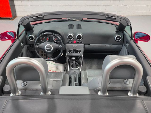 2001 Audi TT Roadster 2dr Roadster Quattro 6-Spd w/ESP - 23044454 - 38