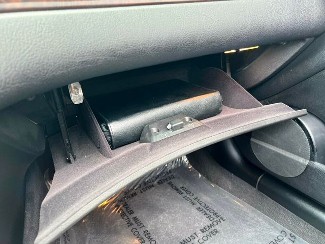 2001 BMW 3 Series 330Ci - 22863858 - 16