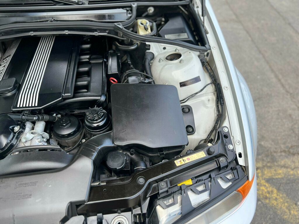 2001 BMW 3 Series 330Ci - 22863858 - 25