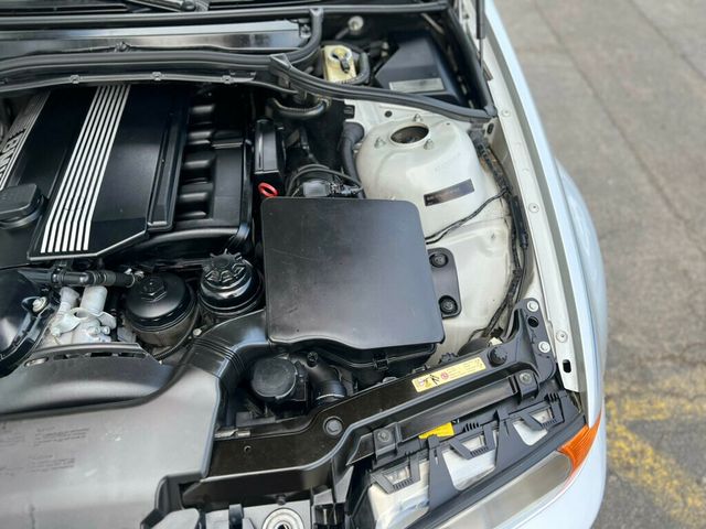 2001 BMW 3 Series 330Ci - 22863858 - 25