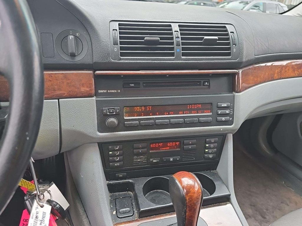 2001 BMW 5 Series 525iA - 22954716 - 5