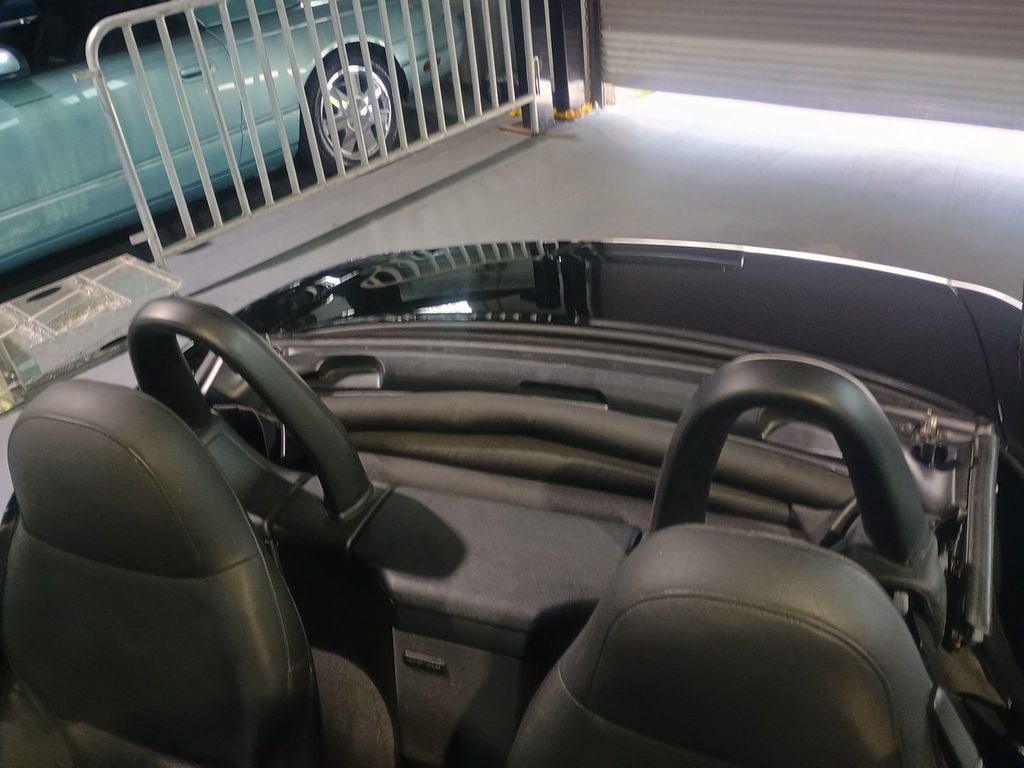 2001 BMW Z3 Roadster 3.0i M-Sport 1 Owner Clean Carfax Florida Car - 22979387 - 17