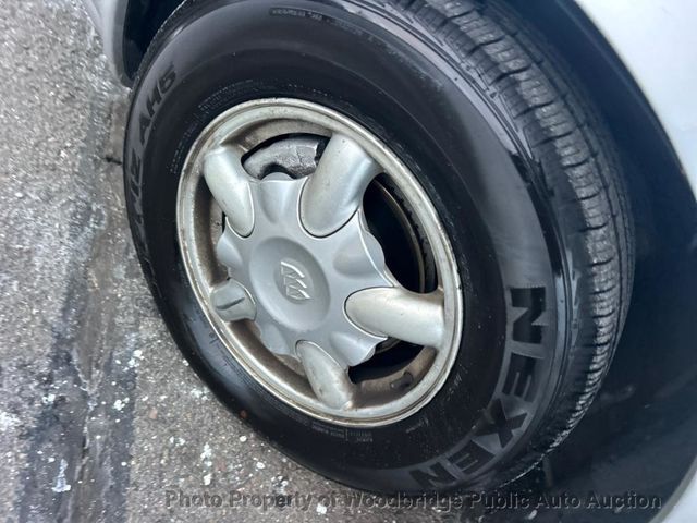 2001 Buick LeSabre 4dr Sedan Custom - 22957651 - 11