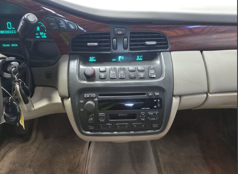 2001 Cadillac DeVille 4dr Sedan Clean Title Florida Car - 23002131 - 10
