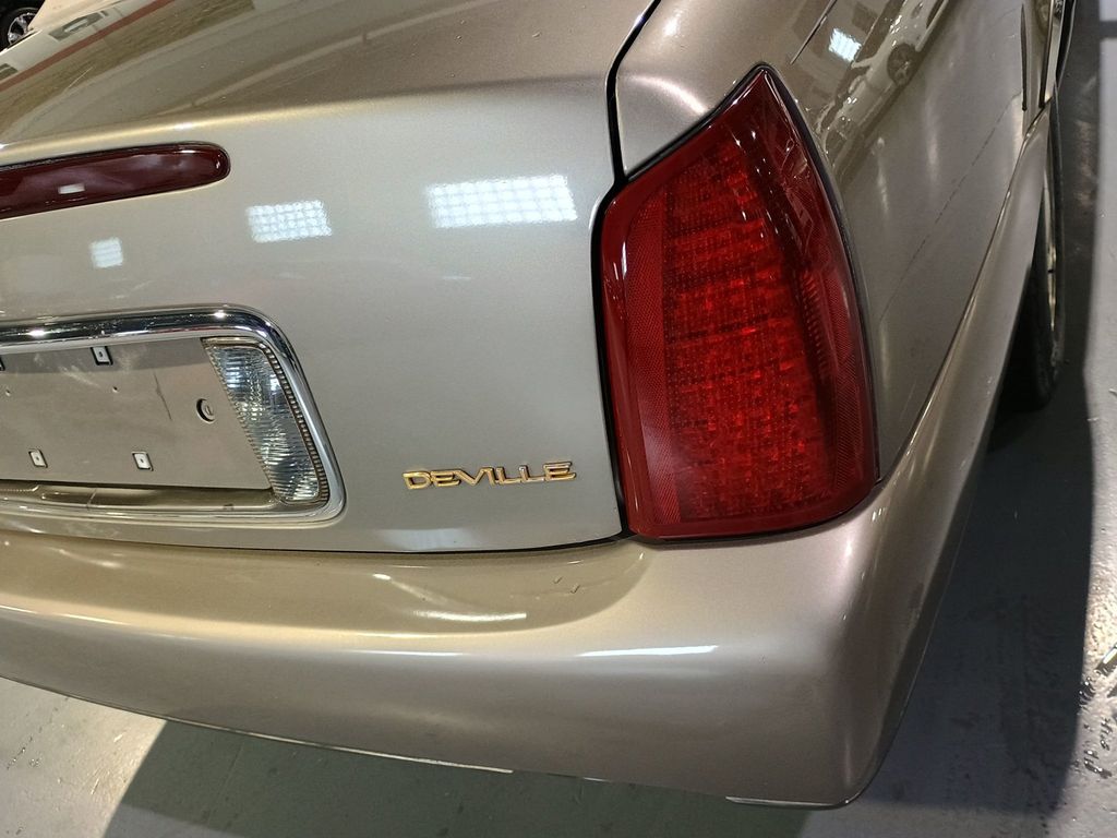 2001 Cadillac DeVille 4dr Sedan Clean Title Florida Car - 23002131 - 18
