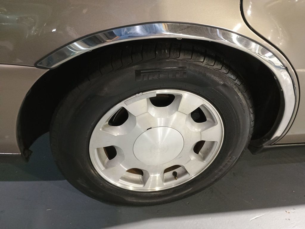 2001 Cadillac DeVille 4dr Sedan Clean Title Florida Car - 23002131 - 70