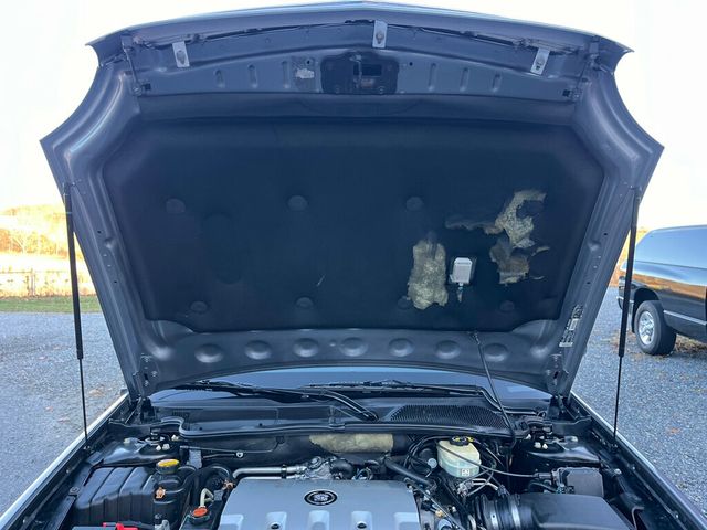 2001 Cadillac DeVille Hearse DeVille Sayers & Scovill Masterpiece Hearse - 22946128 - 10