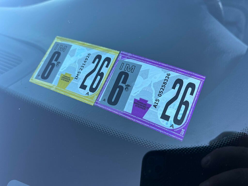 2001 Cadillac DeVille Hearse DeVille Sayers & Scovill Masterpiece Hearse - 22946128 - 33