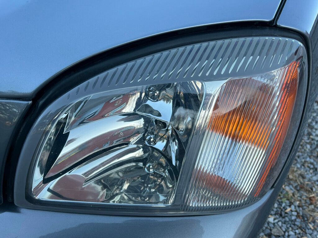 2001 Cadillac DeVille Hearse DeVille Sayers & Scovill Masterpiece Hearse - 22946128 - 36