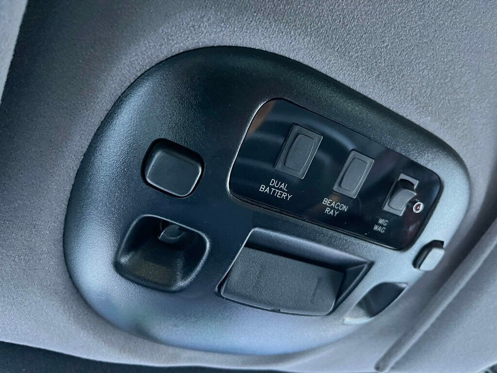 2001 Cadillac DeVille Hearse DeVille Sayers & Scovill Masterpiece Hearse - 22946128 - 50