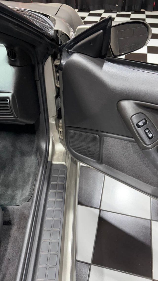 2001 Chevrolet Camaro 2dr Coupe Z28 - 22922676 - 25