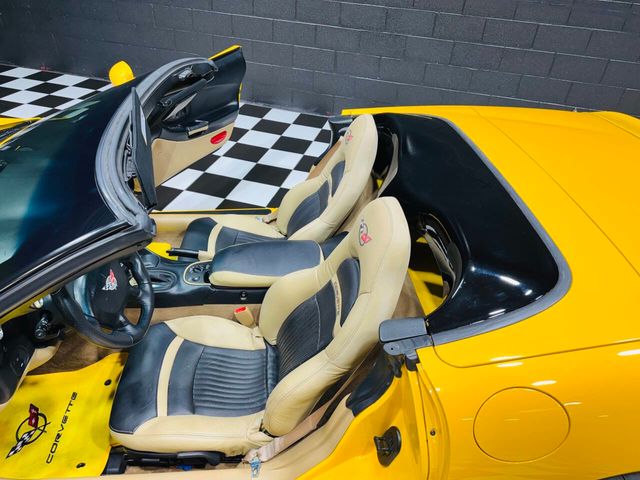 2001 Chevrolet Corvette 2dr Convertible - 22941967 - 18