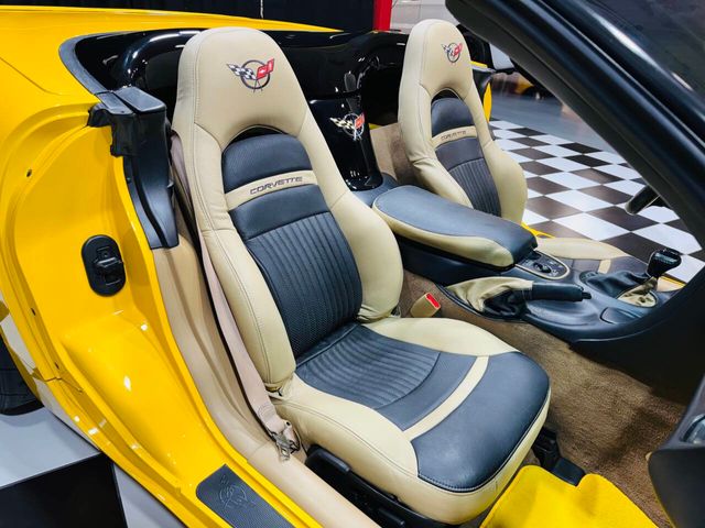 2001 Chevrolet Corvette 2dr Convertible - 22941967 - 20